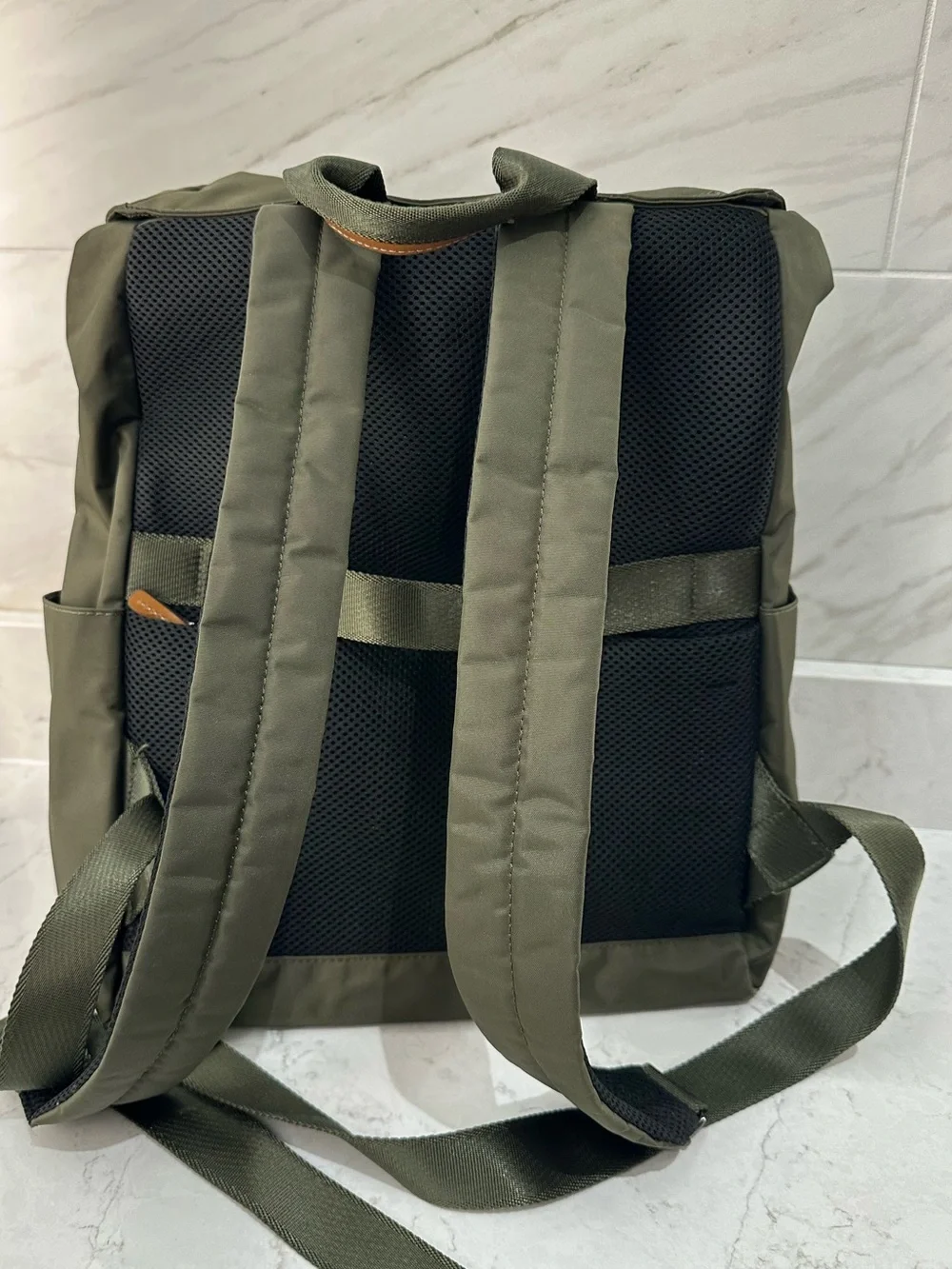 Brics classic olive